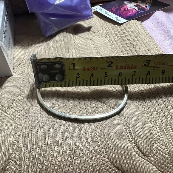 VINTAGE MEXICAN STERLING SILVER CRUSHED TURQUOISE OVAL HINGED BANGLE BRACELET - Picture 6 of 8